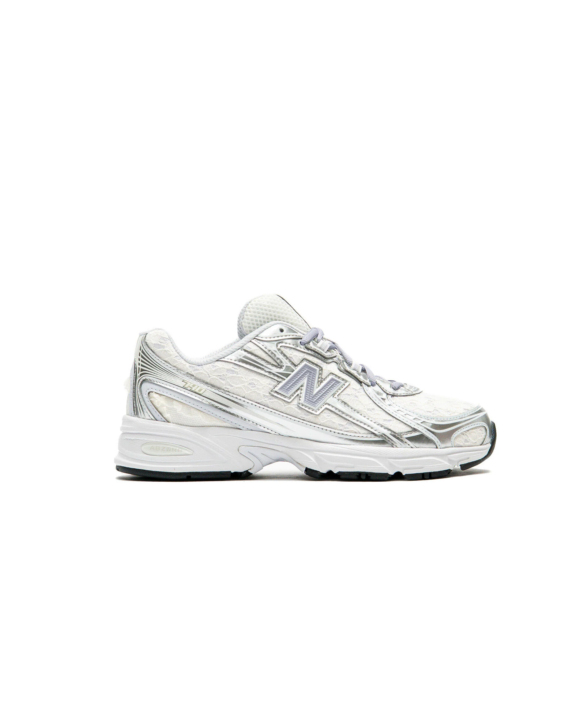 New Balance 740